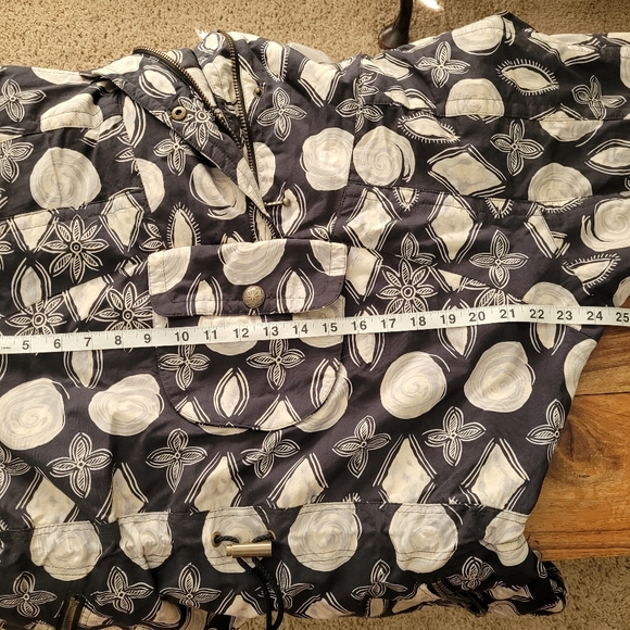 VTG NILS Ski Jacket Womans Size 6 Floral Pattern Black White Snowboard Winter - Picture 15 of 16